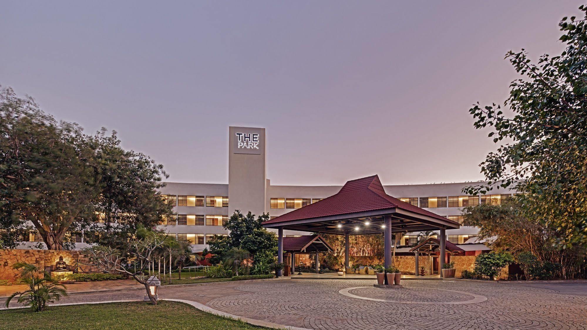 The Park Visakhapatnam Hotel Exterior photo
